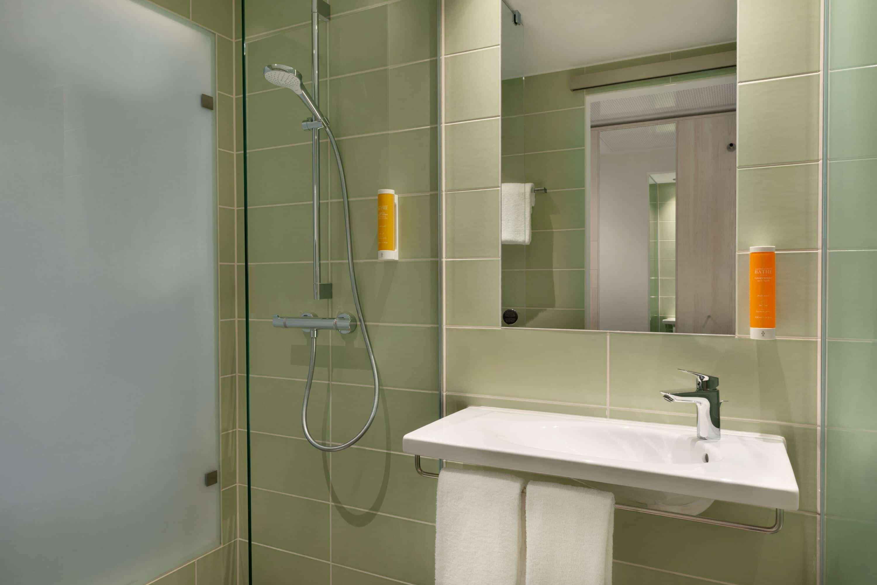 מלון Super 8 By Wyndham אוגסבורג מראה חיצוני תמונה